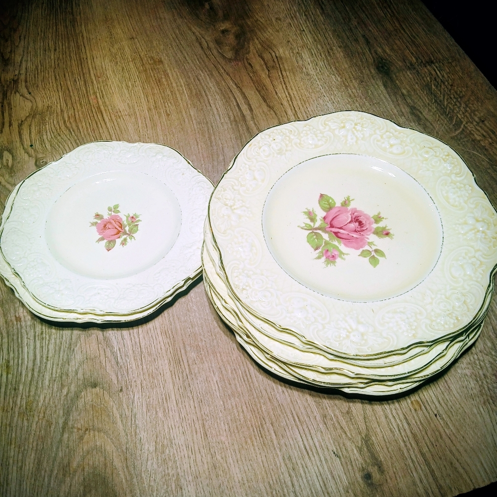 Antique Crown Ducal Florentine Pattern Plates  - Pink Rose Pattern (Set)